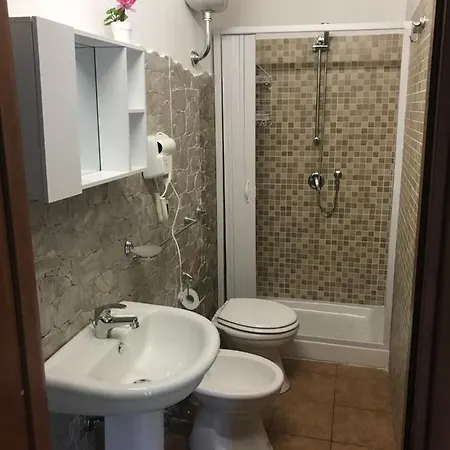 לינה וארוחת בוקר San Valentino מנפרדוניה