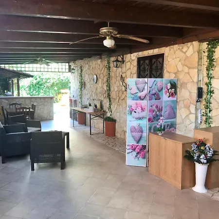 לינה וארוחת בוקר San Valentino מנפרדוניה